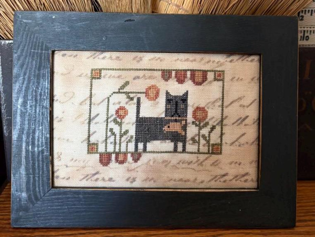 Felix Cat and Flowers Cross Stitch Pattern by Robin Leuschen