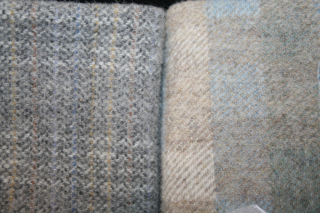 Fat Eighth Mill-dyed Wool Bundle - Contains 2 Coordinating Fat Eighths of Wool