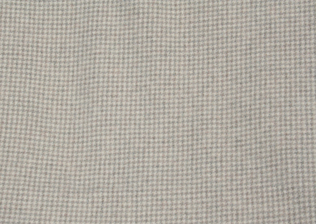 Gray and Cream Hounds Tooth Mill-dyed Wool Fabric