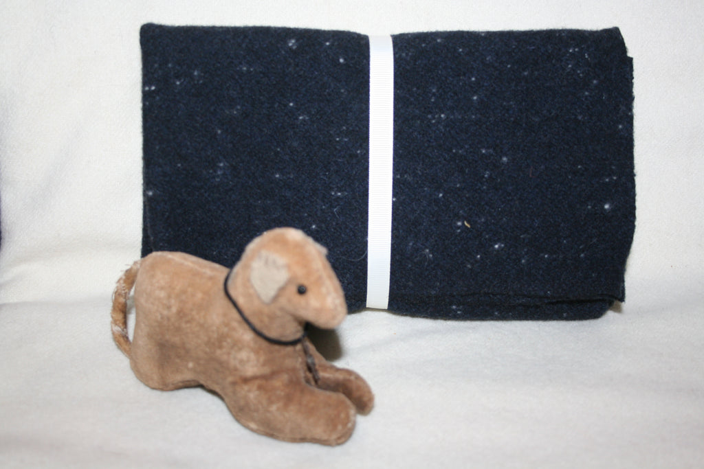 Fat Eighth Mill-dyed Wool Bundle - Contains 2 Coordinating Fat Eighths of Wool