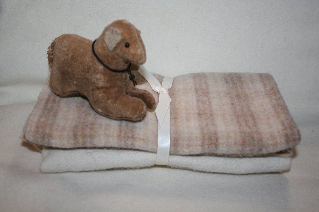 Fat Eighth Mill-dyed Wool Bundle - Contains 2 Coordinating Fat Eighths of Wool