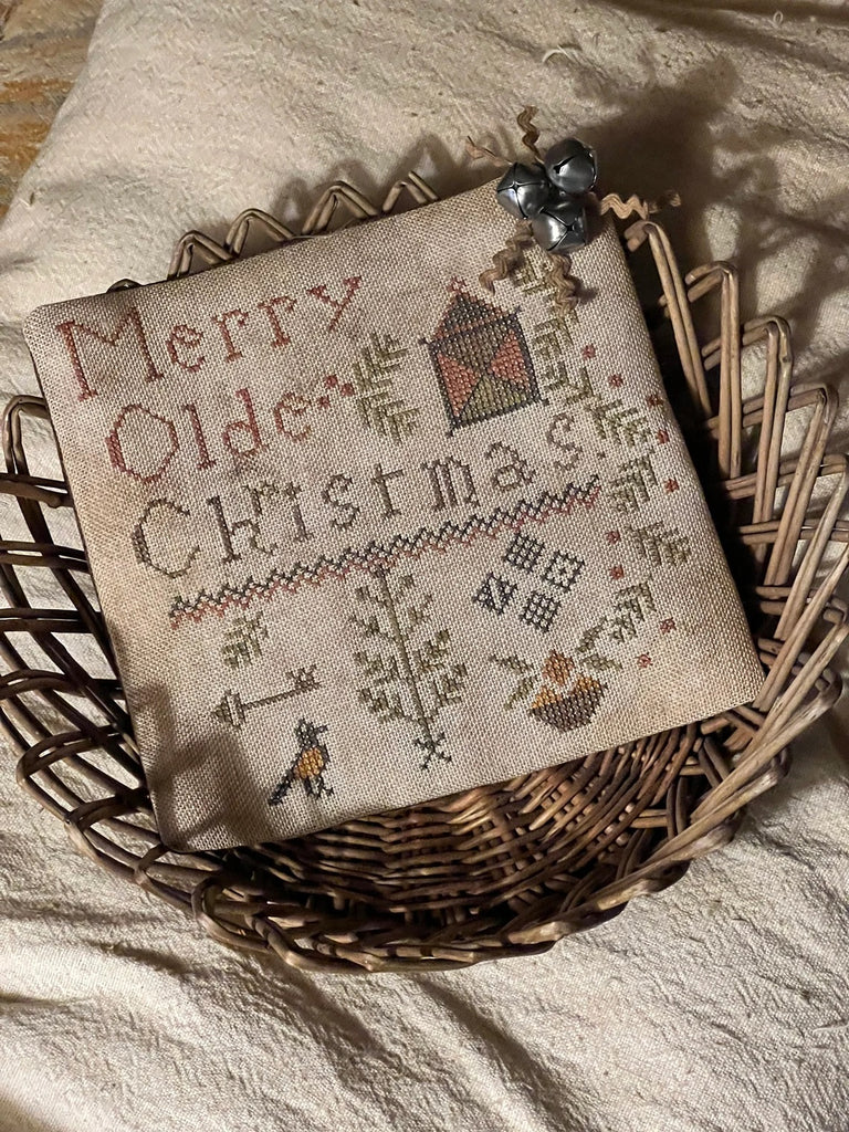 Merry Olde Christmas Pattern by Notforgotten Farm